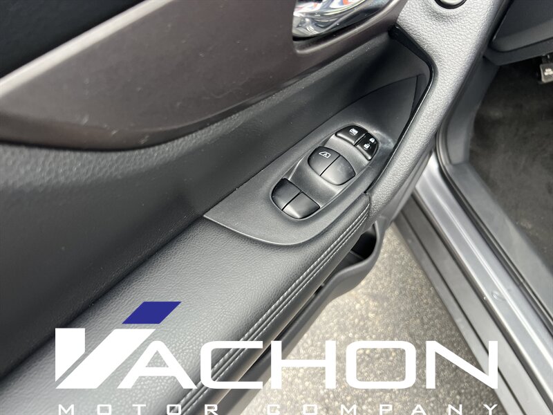 2016 Nissan Rogue S   - Photo 1 - Attleboro, MA 02703