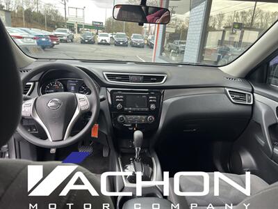 2016 Nissan Rogue S   - Photo 4 - Attleboro, MA 02703