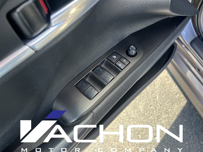 2023 Toyota Camry SE - Photo 8 - Attleboro, MA 02703