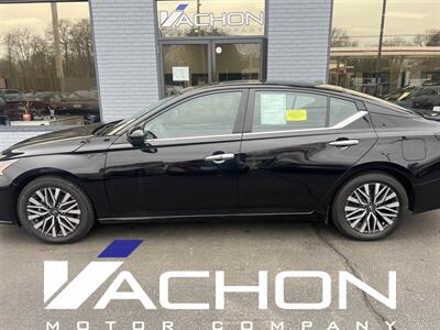 2023 Nissan Altima 2.5 SV   - Photo 2 - Attleboro, MA 02703