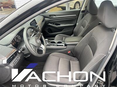 2023 Nissan Altima 2.5 SV   - Photo 9 - Attleboro, MA 02703