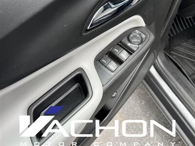 2018 Chevrolet Equinox LT - Photo 8 - Attleboro, MA 02703
