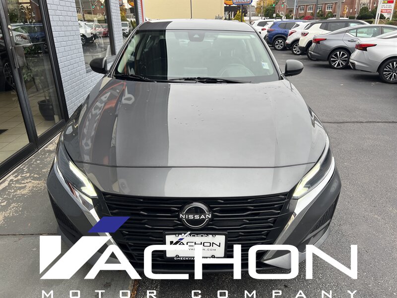2024 Nissan Altima 2.5 SV - Photo 2 - Attleboro, MA 02703