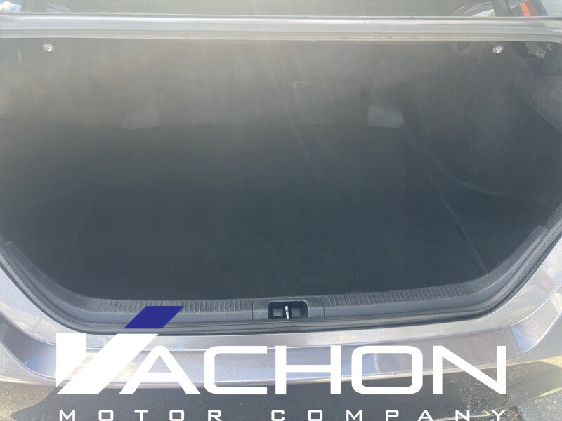 2023 Toyota Camry SE - Photo 7 - Attleboro, MA 02703