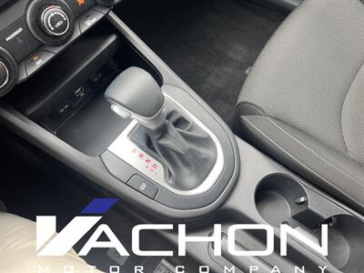 2022 Kia Forte LXS - Photo 13 - Attleboro, MA 02703