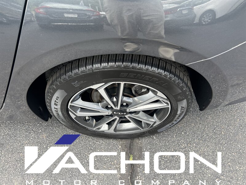 2022 Kia Forte LXS - Photo 6 - Attleboro, MA 02703