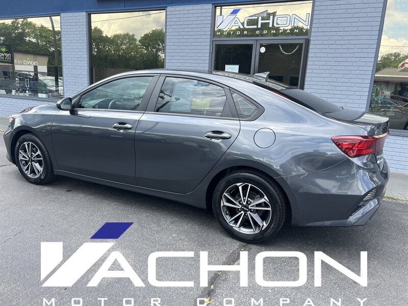 2022 Kia Forte LXS - Photo 4 - Attleboro, MA 02703