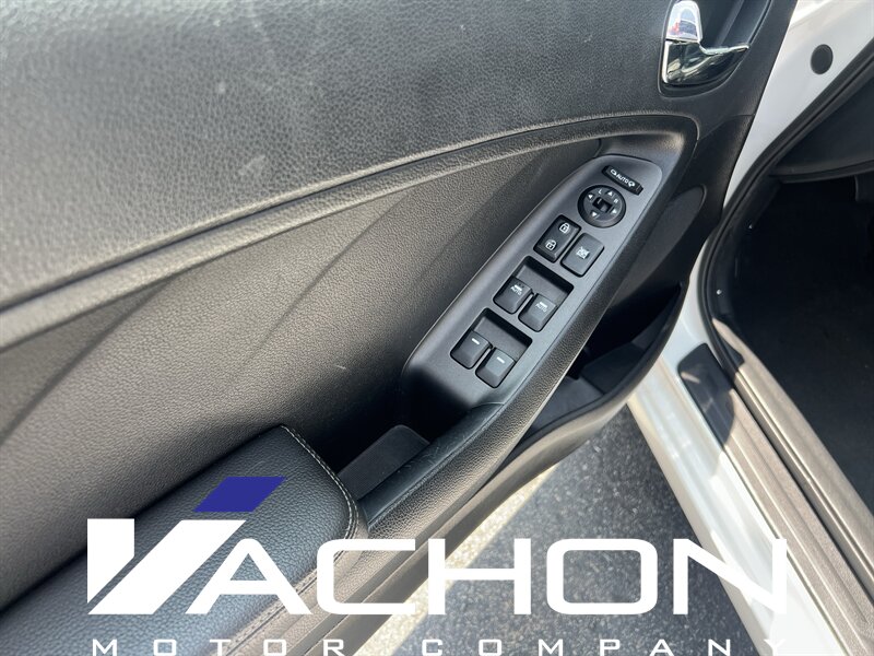 2015 Kia Forte EX - Photo 7 - Attleboro, MA 02703