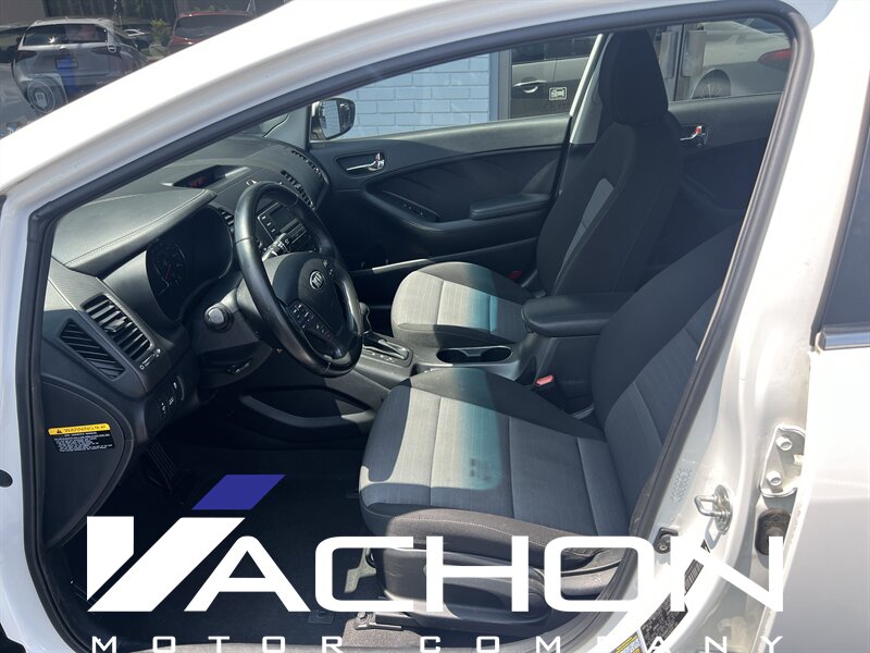 2015 Kia Forte EX - Photo 8 - Attleboro, MA 02703