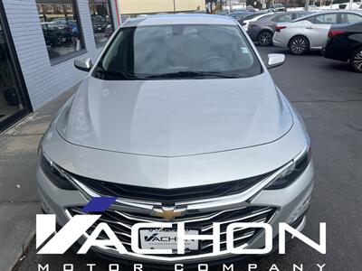 2022 Chevrolet Malibu LT   - Photo 2 - Attleboro, MA 02703