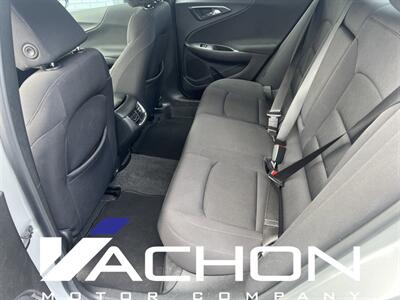 2022 Chevrolet Malibu LT   - Photo 10 - Attleboro, MA 02703