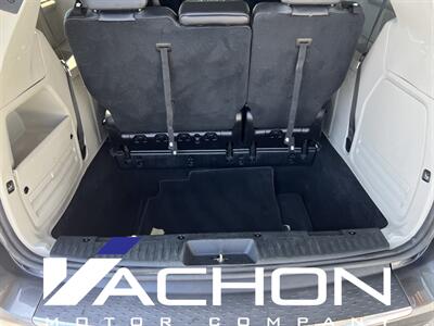 2016 Chrysler Town & Country Touring-L Anniversary Edition - Photo 7 - Attleboro, MA 02703