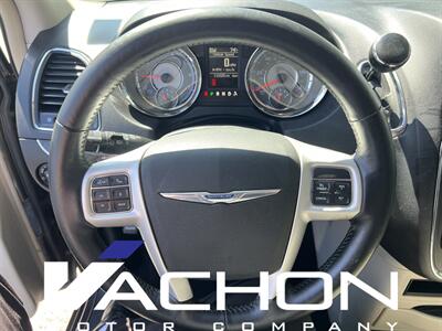 2016 Chrysler Town & Country Touring-L Anniversary Edition - Photo 14 - Attleboro, MA 02703