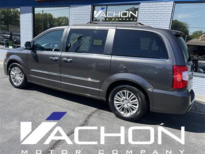 2016 Chrysler Town & Country Touring-L Anniversary Edition - Photo 4 - Attleboro, MA 02703