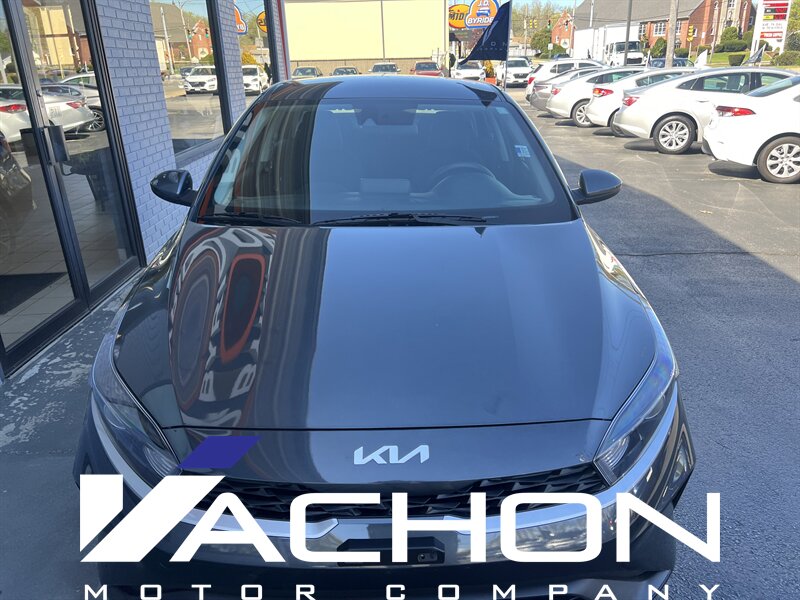 2024 Kia Forte LXS - Photo 2 - Attleboro, MA 02703