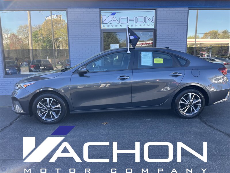 2024 Kia Forte LXS - Photo 3 - Attleboro, MA 02703