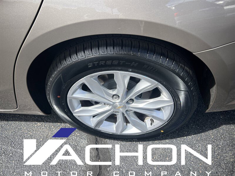 2023 Chevrolet Malibu LT - Photo 6 - Attleboro, MA 02703