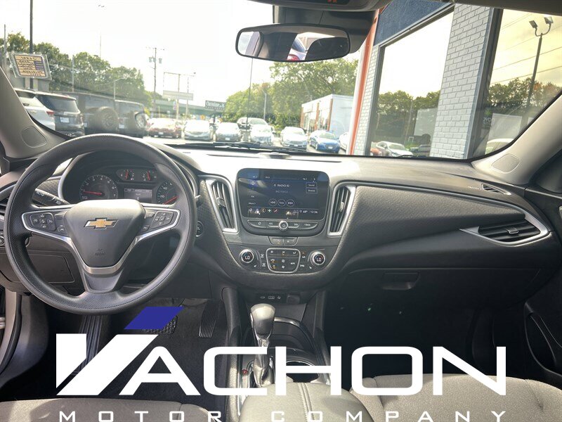 2023 Chevrolet Malibu LT - Photo 11 - Attleboro, MA 02703