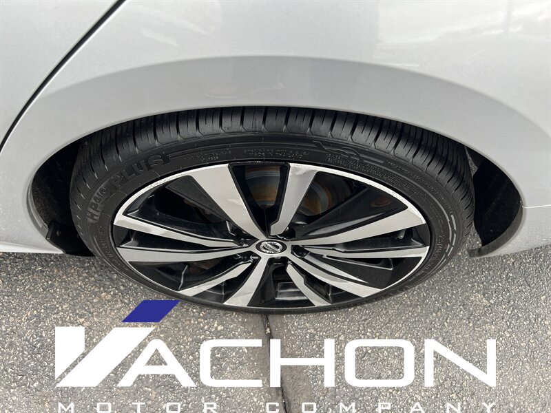 2019 Nissan Altima 2.5 SR - Photo 6 - Attleboro, MA 02703