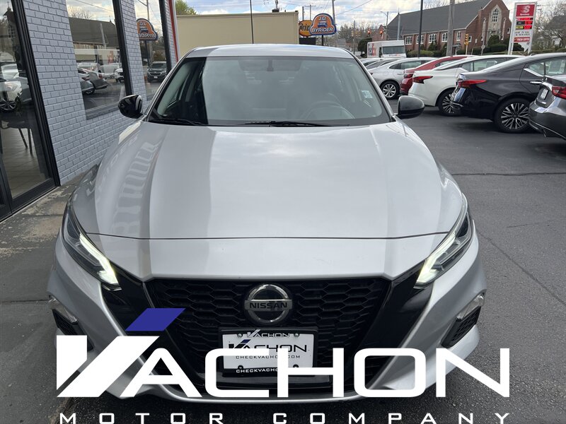 2019 Nissan Altima 2.5 SR - Photo 2 - Attleboro, MA 02703