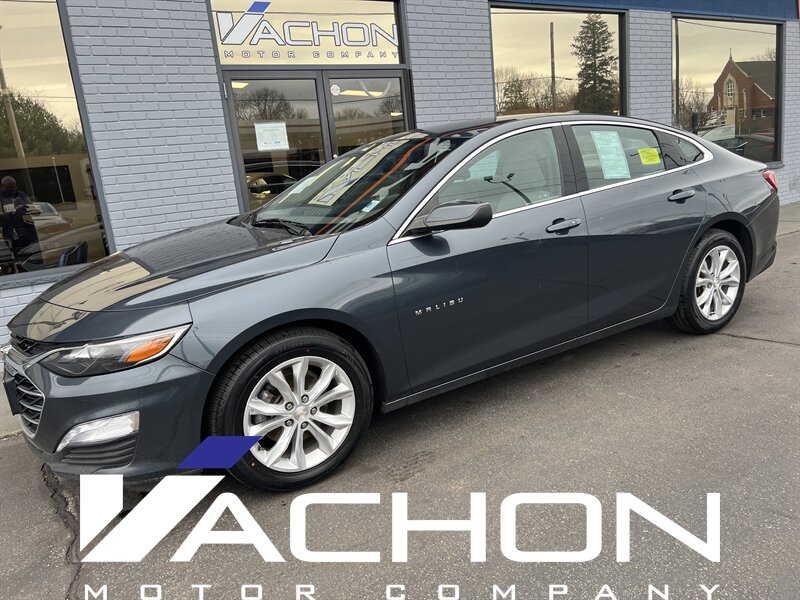 2020 Chevrolet Malibu LT   - Photo 1 - Attleboro, MA 02703