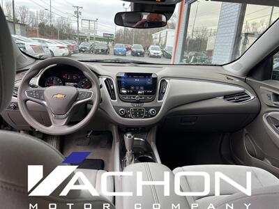 2020 Chevrolet Malibu LT   - Photo 11 - Attleboro, MA 02703