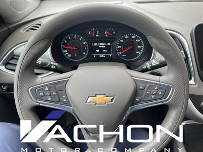 2020 Chevrolet Malibu LT   - Photo 12 - Attleboro, MA 02703