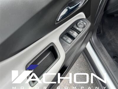 2019 Chevrolet Equinox LS   - Photo 8 - Attleboro, MA 02703