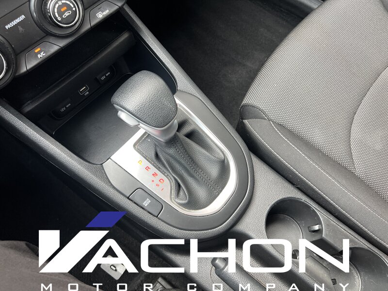 2022 Kia Forte LXS - Photo 13 - Attleboro, MA 02703