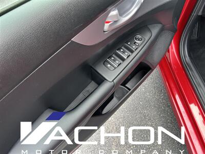 2022 Kia Forte LXS - Photo 7 - Attleboro, MA 02703