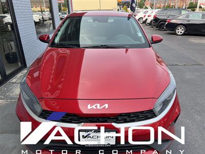 2022 Kia Forte LXS - Photo 2 - Attleboro, MA 02703