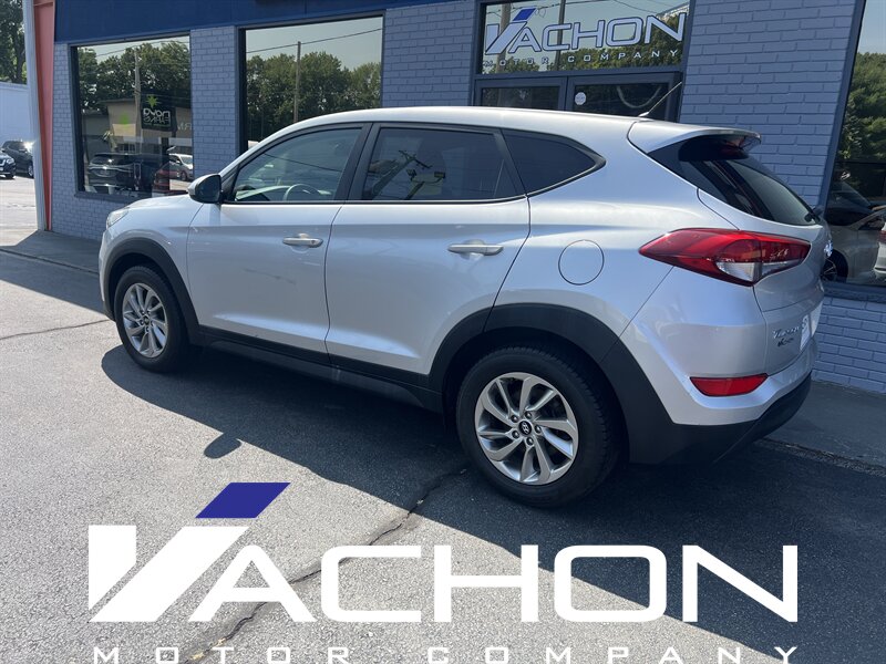 2018 Hyundai TUCSON SE - Photo 4 - Attleboro, MA 02703