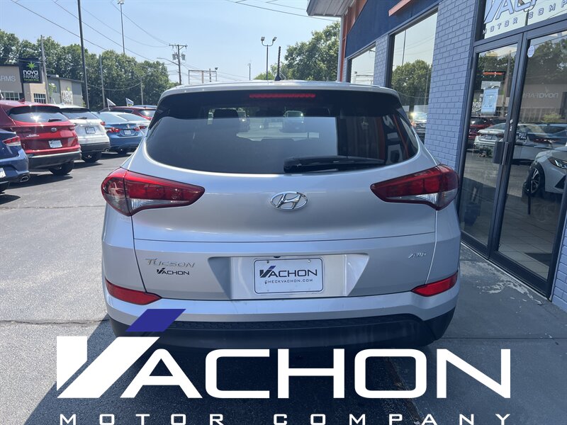 2018 Hyundai TUCSON SE - Photo 5 - Attleboro, MA 02703