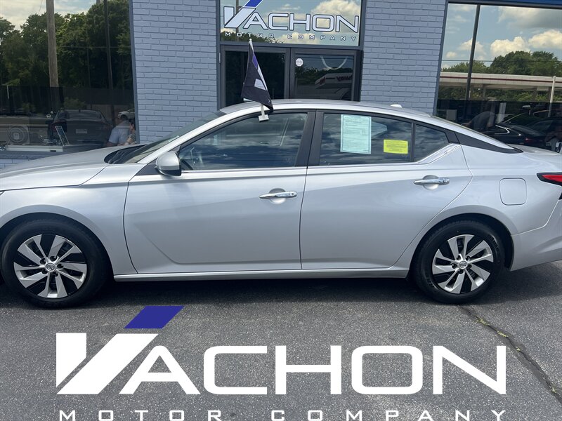 2020 Nissan Altima 2.5 S - Photo 3 - Attleboro, MA 02703