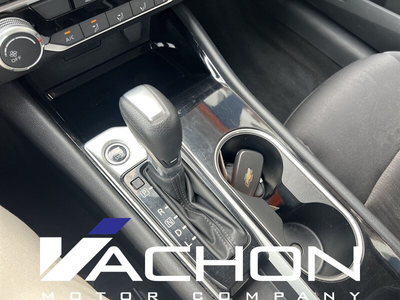 2024 Nissan Altima 2.5 SV - Photo 13 - Attleboro, MA 02703