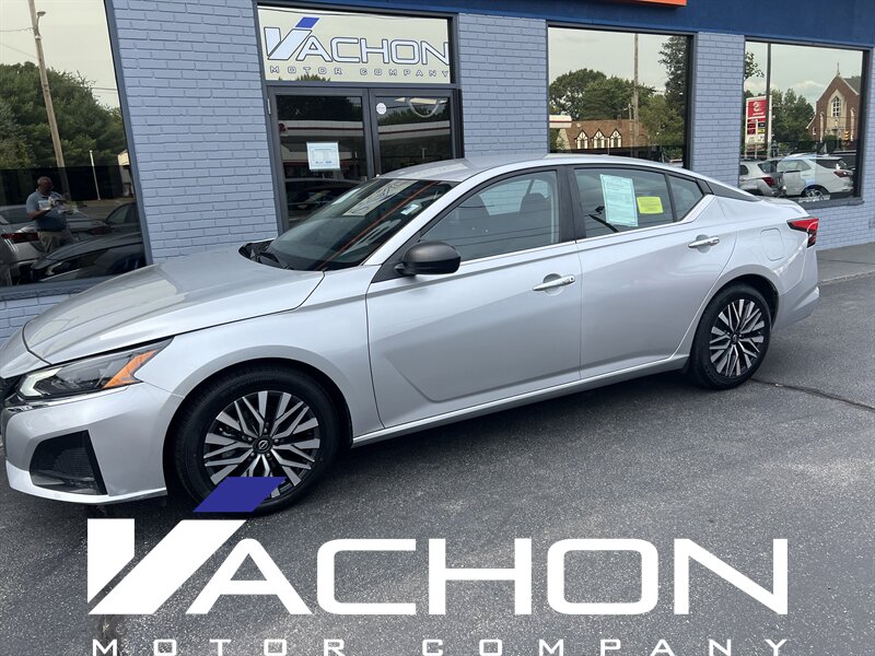 2024 Nissan Altima 2.5 SV   - Photo 1 - Attleboro, MA 02703