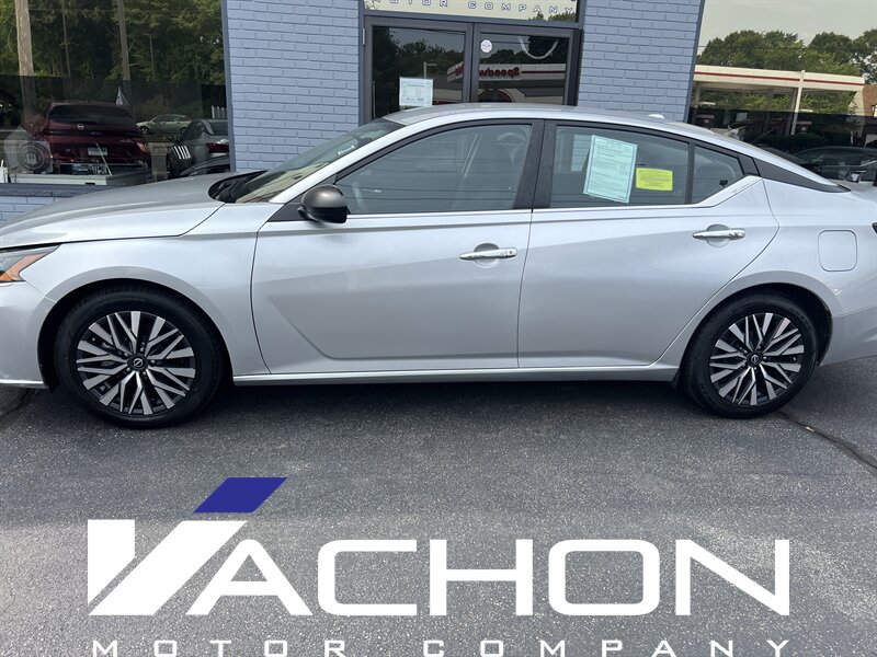 2024 Nissan Altima 2.5 SV - Photo 3 - Attleboro, MA 02703