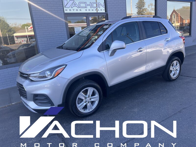 2020 Chevrolet Trax LT   - Photo 1 - Attleboro, MA 02703