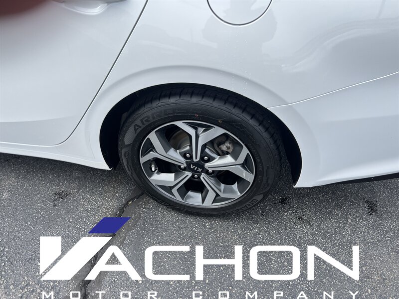 2021 Kia Forte LXS - Photo 6 - Attleboro, MA 02703