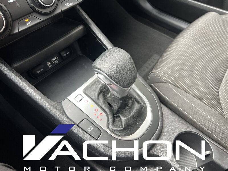 2021 Kia Forte LXS - Photo 13 - Attleboro, MA 02703