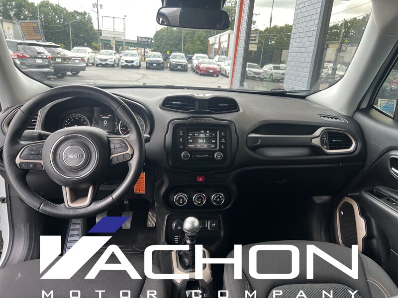 2016 Jeep Renegade 75th Anniversary - Photo 11 - Attleboro, MA 02703