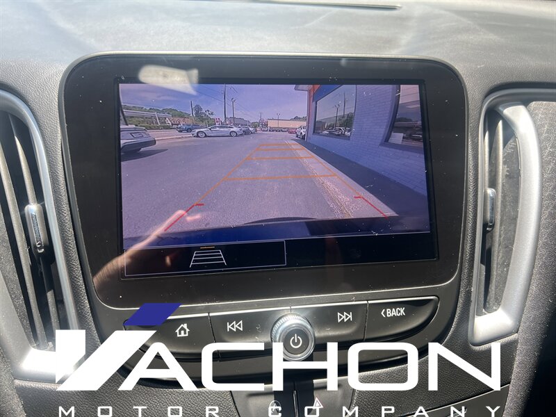 2023 Chevrolet Malibu LT - Photo 16 - Attleboro, MA 02703