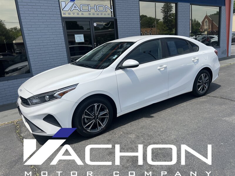 2023 Kia Forte LXS   - Photo 1 - Attleboro, MA 02703