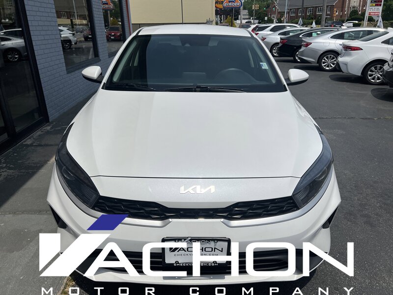 2023 Kia Forte LXS - Photo 2 - Attleboro, MA 02703