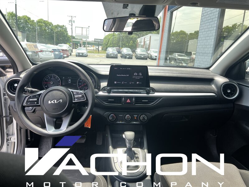 2023 Kia Forte LXS - Photo 10 - Attleboro, MA 02703