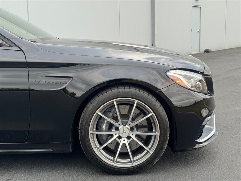 2016 Mercedes-Benz AMG C 63  