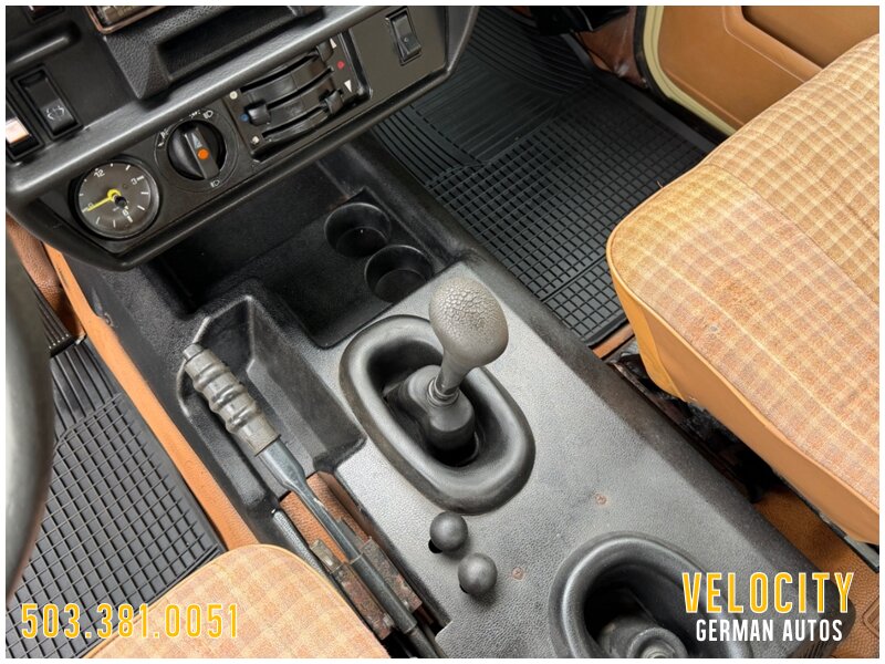 1983 Mercedes-Benz 300GD SWB 5-Speed - Photo 11 - Portland, OR 97230