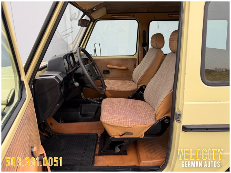 1983 Mercedes-Benz 300GD SWB 5-Speed - Photo 8 - Portland, OR 97230