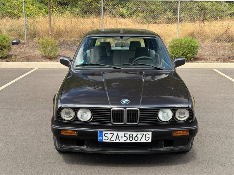 1991 BMW 320i Touring 5-Speed  
