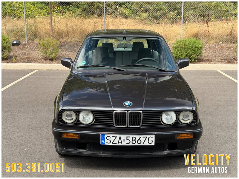 1991 BMW 320i Touring 5-Speed - Photo 2 - Portland, OR 97230